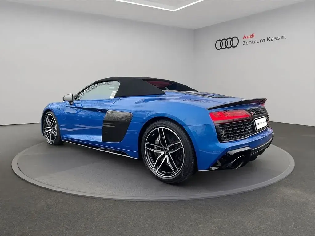 Gebraucht Audi R8 Spyder Sport 620 PS (456 kW) 2021 Arablau kristalleffekt Cabrio