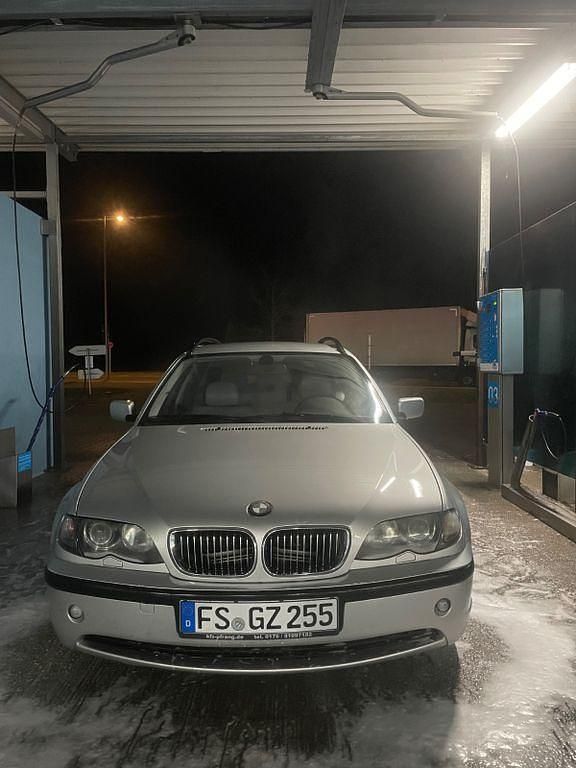 Gebraucht BMW 320 170 PS (125 kW) 2005 Silber Kombi