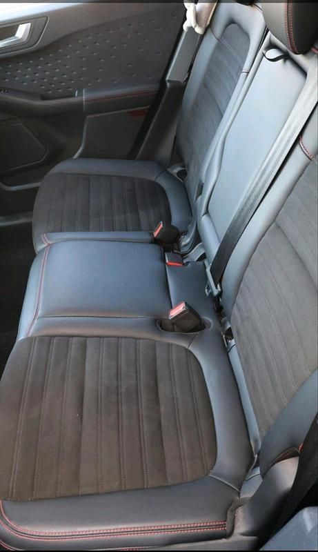 Gebraucht Ford Kuga ST-Line 150 PS (110 kW) 2021 Grau SUV