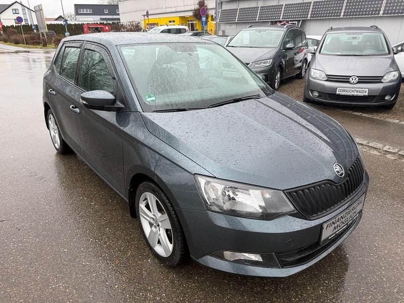 Gebraucht Skoda Fabia Style 95 PS (69 kW) 2017 Grau Kleinwagen