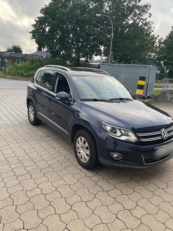 Blau Gebraucht 2011 VW Tiguan SUV | 8.900 € (Fairer Preis) - Bild 1/4