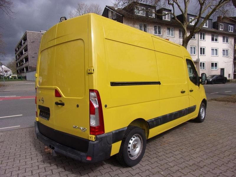 Gebraucht Opel Movano 125 PS (91 kW) 2015 Gelb Van / Kleinbus
