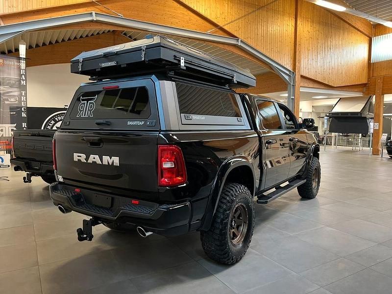Neu Dodge Ram 424 PS (311 kW) 2025 Diamond black crystal Pickup