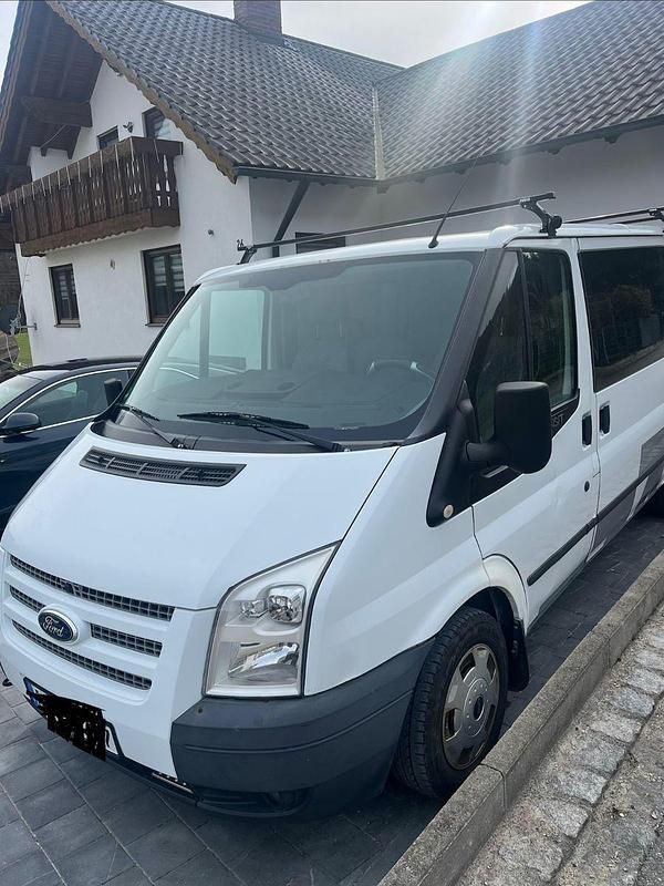 Usado Ford Transit 101 CV (74 kW) 2012 Blanco Monovolumen