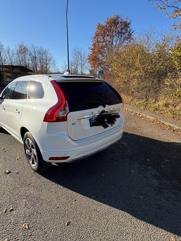 Gebraucht Volvo XC60 Ocean Race 190 PS (139 kW) 2016 Weiß SUV