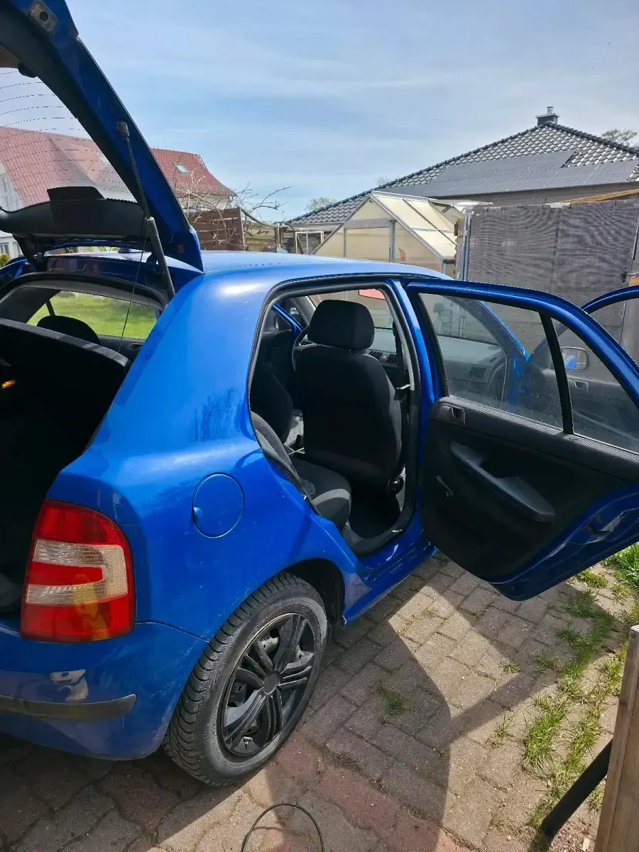 Gebraucht Skoda Fabia 55 PS (40 kW) 2005 Blau Kleinwagen