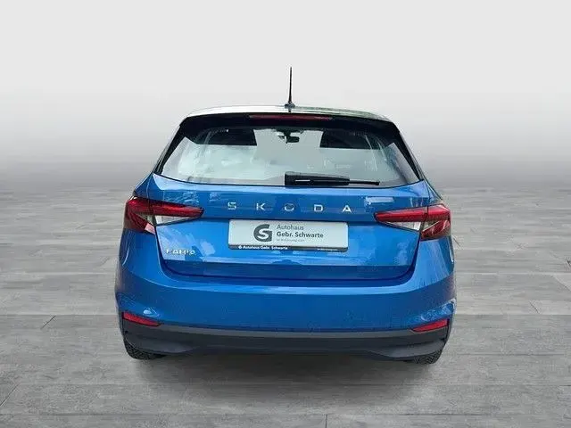 Gebraucht Skoda Fabia Selection 80 PS (58 kW) 2026 Blau Kleinwagen
