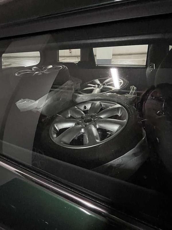 Grün Gebraucht 2018 Mini One Clubman Kombi | 15.000 € (Fairer Preis) - Bild 1/3