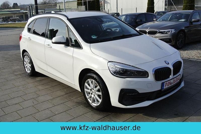 Gebraucht BMW 218 Advantage 150 PS (110 kW) 2019 Weiß Kombi