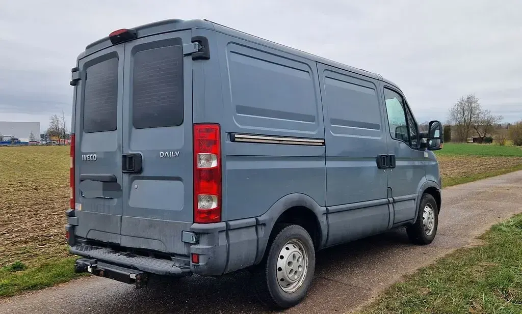 Gebraucht Iveco Daily 150 PS (110 kW) 2013 Blau Limousine