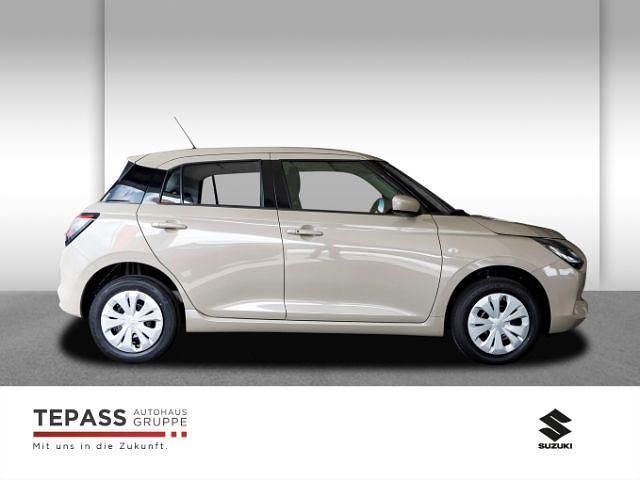 Neu Suzuki Swift Club 83 PS (61 kW) 2025 Beige Kleinwagen