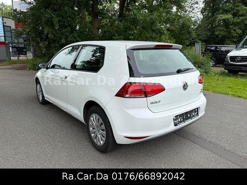 Gebraucht VW Golf VII Trendline 86 PS (63 kW) 2014 Weiß Kleinwagen