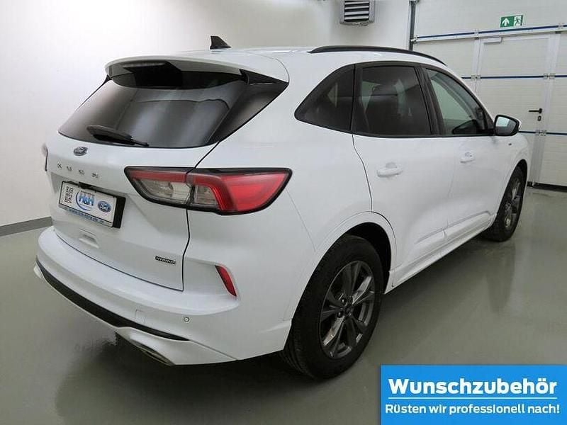Gebraucht Ford Kuga ST-Line X 225 PS (165 kW) 2022 Frostweiß SUV