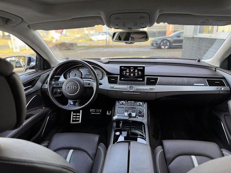 Gebraucht Audi S8 Sport 519 PS (381 kW) 2015 Blau Limousine