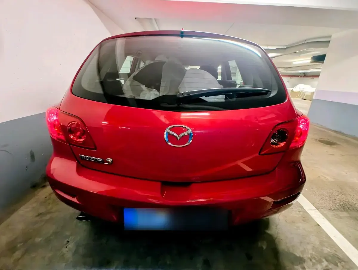 Gebraucht Mazda 3 105 PS (77 kW) 2004 Rot Limousine