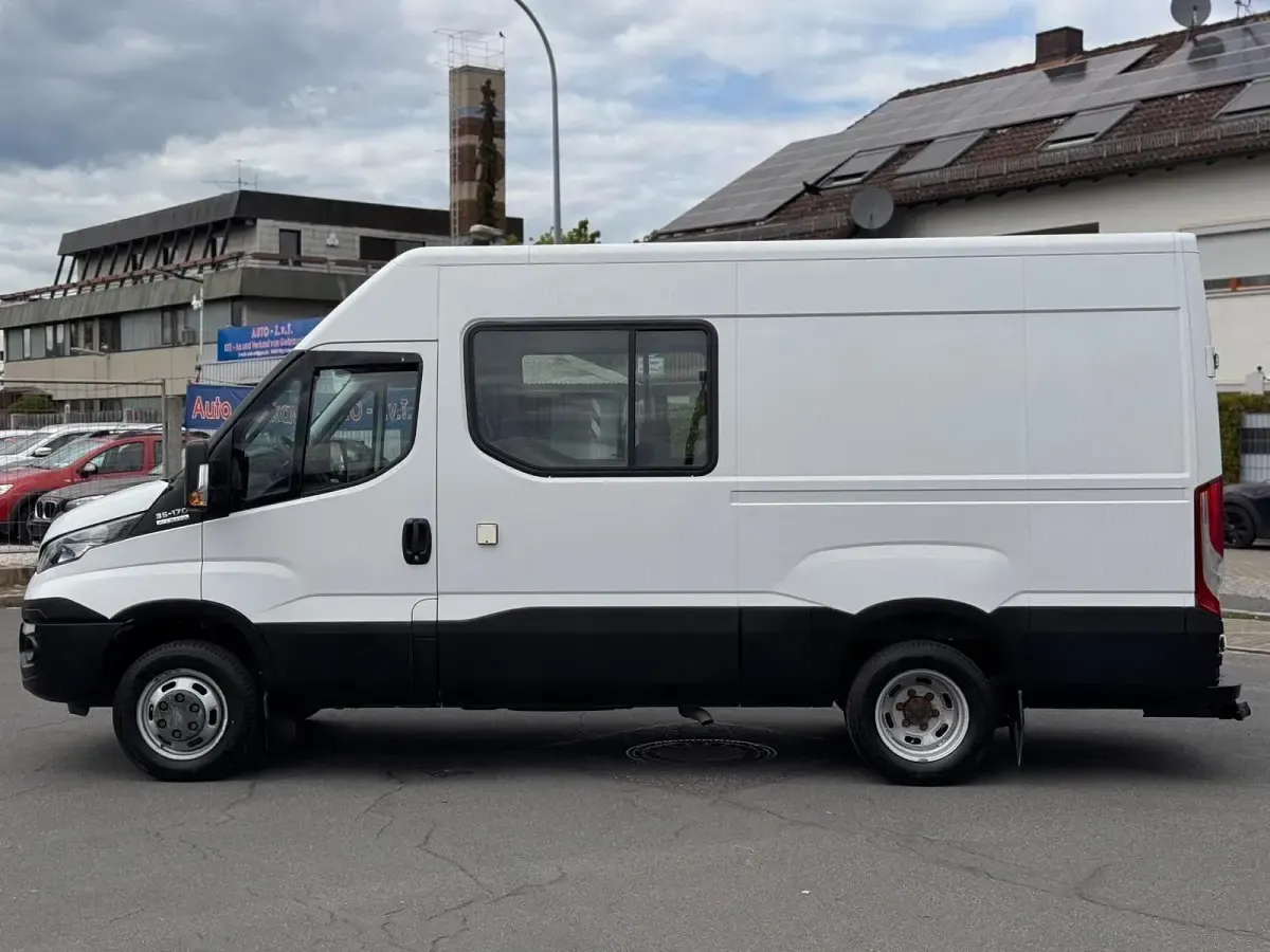 Occasion Iveco Daily 170 ch (125 kW) 2016 Blanc Monospace