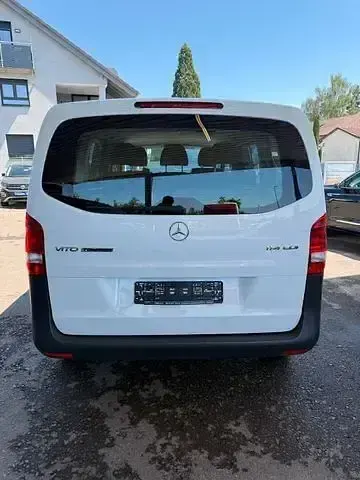 Gebraucht Mercedes Vito 136 PS (100 kW) 2019 Weiß Van