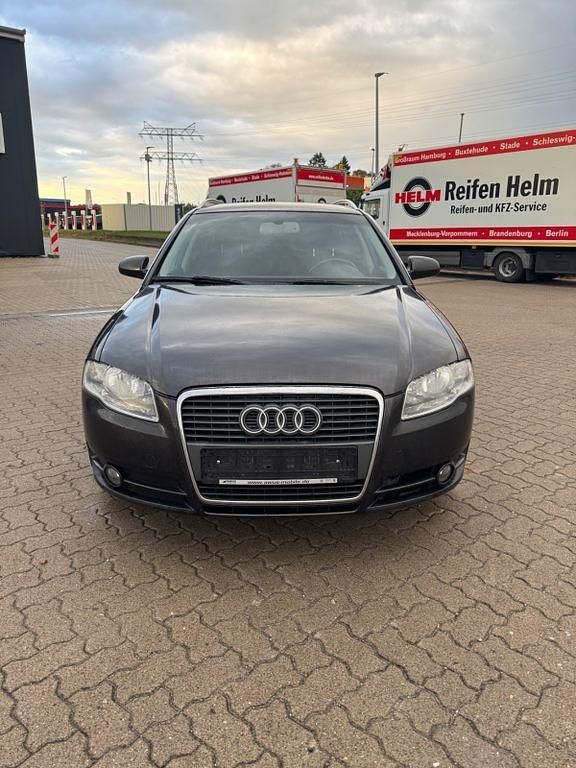 Grau Gebraucht 2006 Audi A4 Kombi | 1.500 € (Fairer Preis) - Bild 1/4