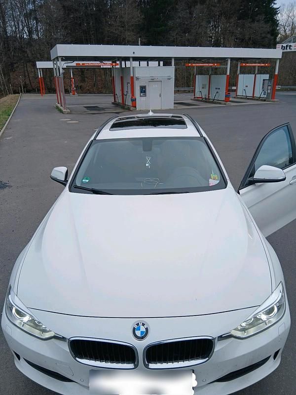 Gebraucht BMW 316 116 PS (85 kW) 2015 Weiß Kombi