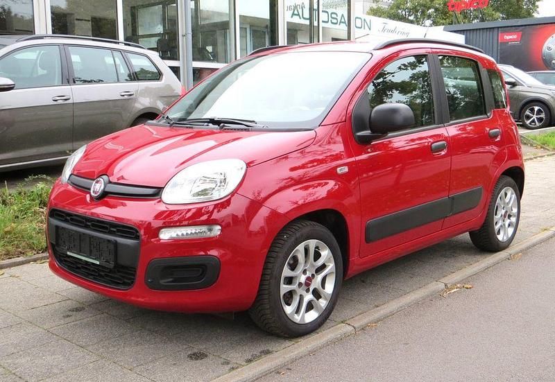 Rot Gebraucht 2014 Fiat Panda Kleinwagen | 9.999 € (Etwas zu teuer) - Bild 1/4