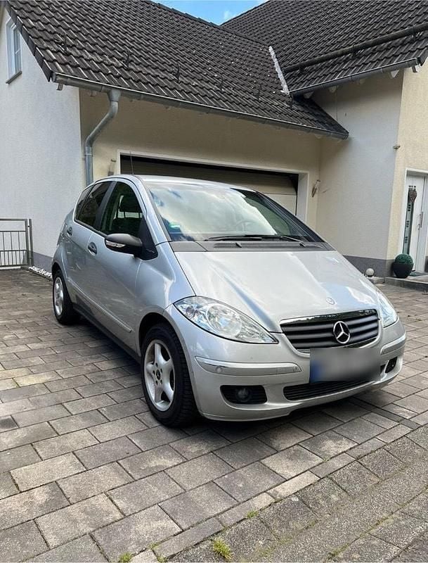 Silber Gebraucht 2005 Mercedes A150 Kleinwagen | 3.000 € (Guter Preis) - Bild 1/4