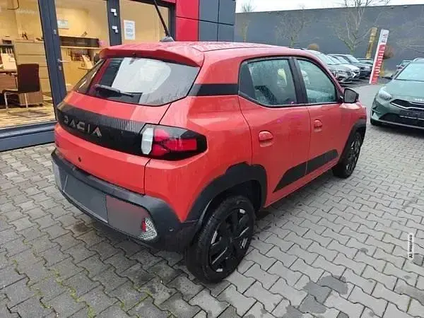 Neu Dacia Spring Extreme 75 kW (102 PS) 2026 Rot metallic Kleinwagen