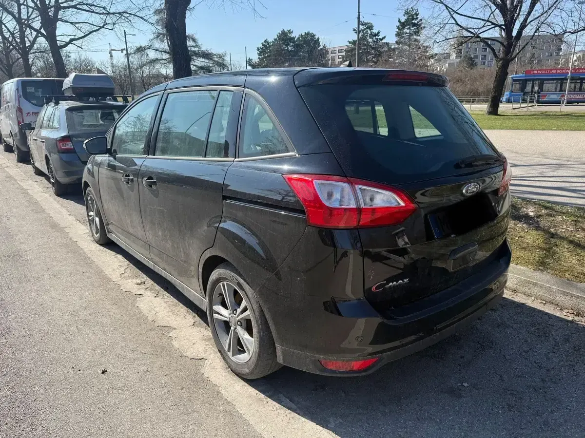 Gebraucht Ford Grand C-Max SYNC Edition 125 PS (91 kW) 2014 Schwarz Van / Kleinbus