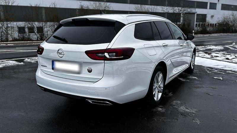 Gebraucht Opel Insignia 170 PS (125 kW) 2021 Weiß Kombi