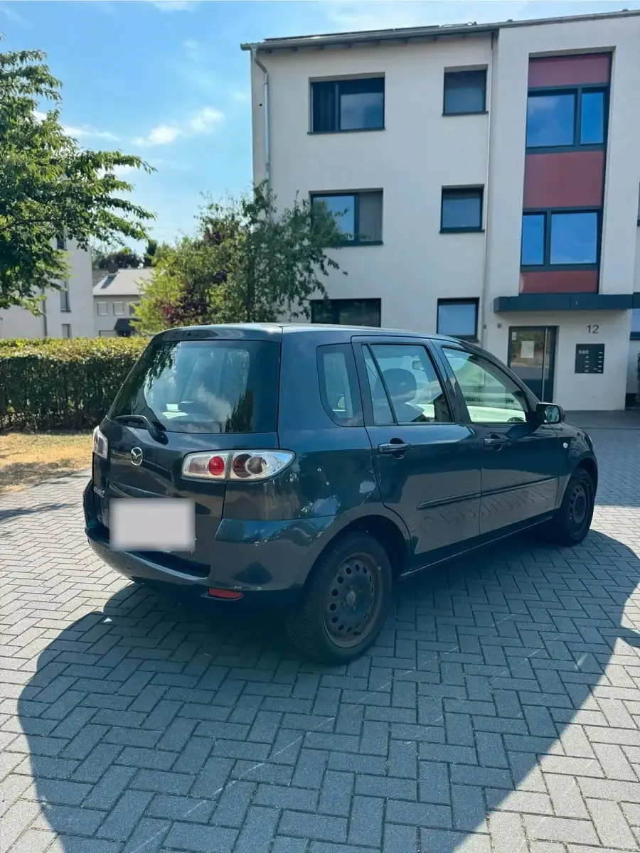 Gebraucht Mazda 2 80 PS (58 kW) 2005 Grau Kleinwagen
