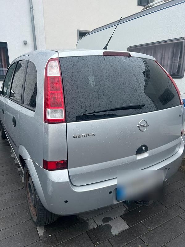 Second-hand Opel Meriva 105 CP (77 kW) 2004 Gri Monovolum