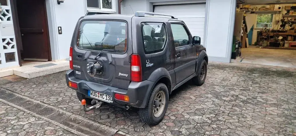 Gebraucht Suzuki Jimny 86 PS (63 kW) 2010 Grau SUV