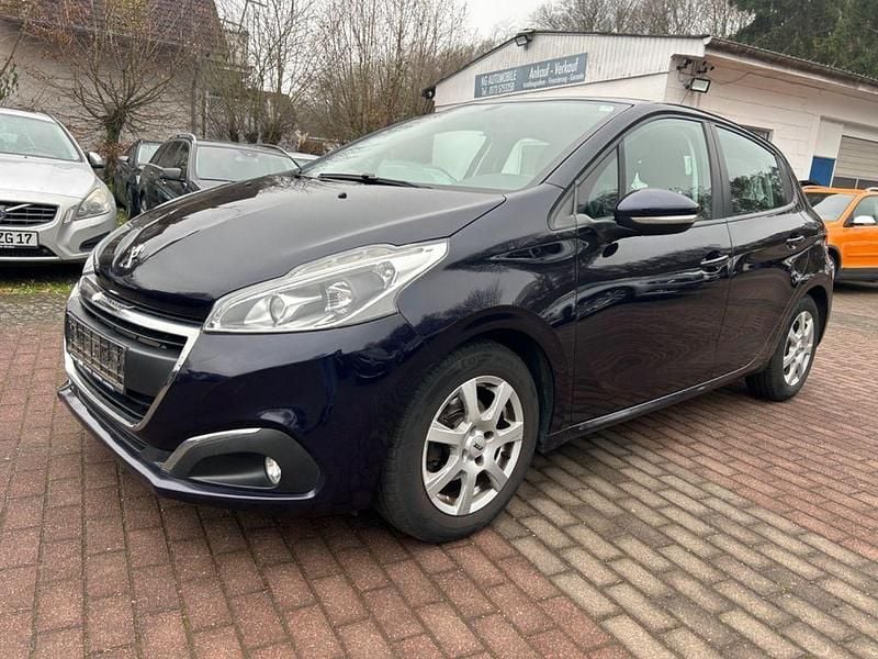 Bleu encre Gebraucht 2016 Peugeot 208 Active Kleinwagen | 4.290 € (Guter Preis) - Bild 1/4