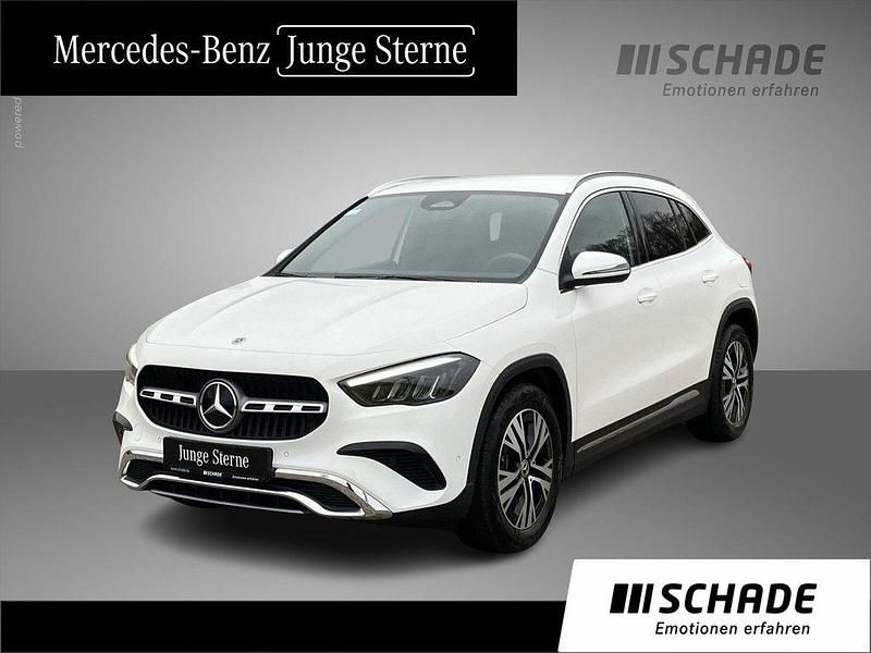 Weiß Gebraucht 2024 Mercedes GLA180 Progressive SUV | 35.250 € (Fairer Preis) - Bild 1/4