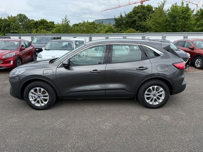 Gebraucht Ford Kuga Titanium 152 PS (111 kW) 2022 Grau SUV