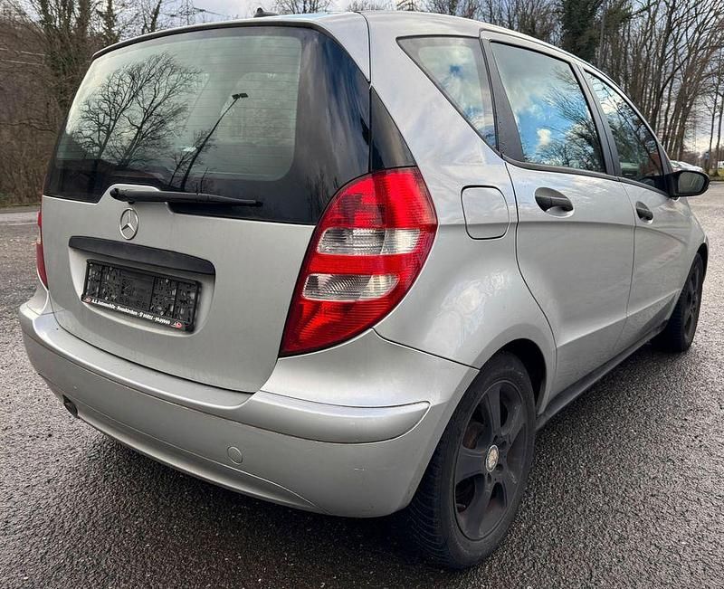 Gebraucht Mercedes A180 109 PS (80 kW) 2007 Silber Van / Kleinbus