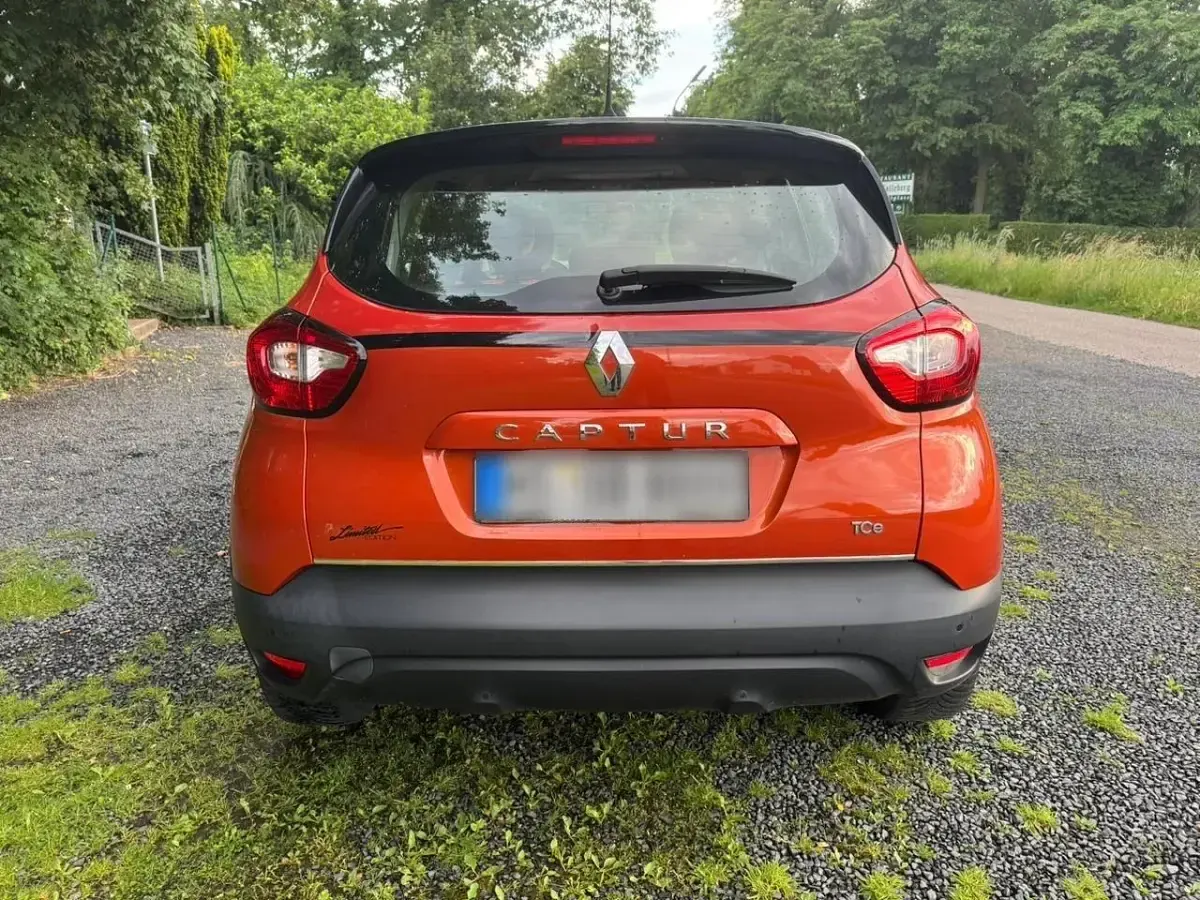 Gebraucht Renault Captur 120 PS (88 kW) 2013 Orange SUV