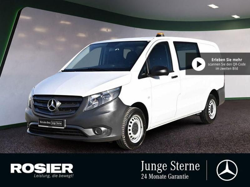 Weiss / arktikweiss Gebraucht 2020 Mercedes Vito Van / Kleinbus | 22.991 € (Guter Preis) - Bild 1/3