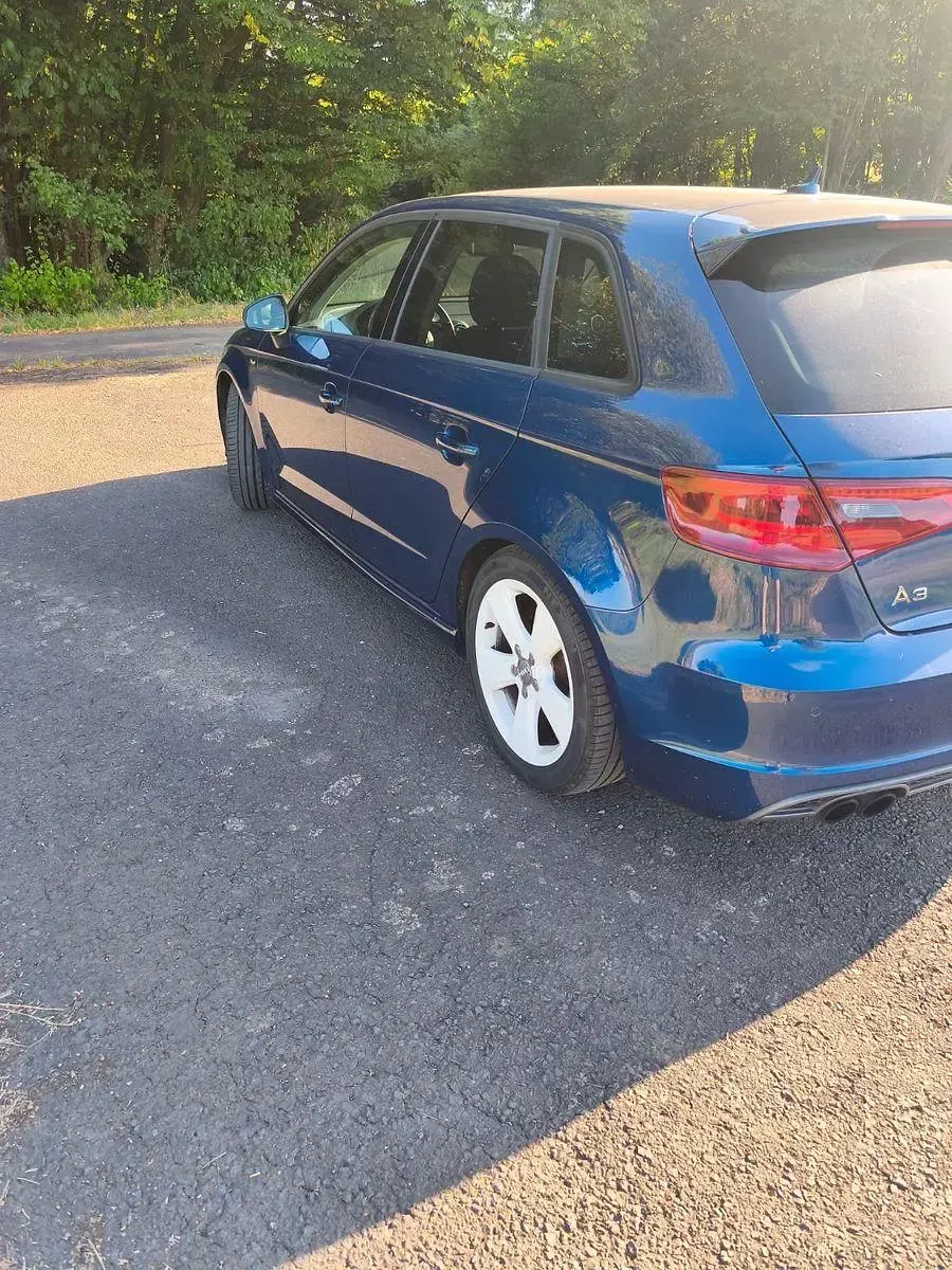 Gebraucht Audi A3 Ambition 122 PS (89 kW) 2013 Blau Limousine
