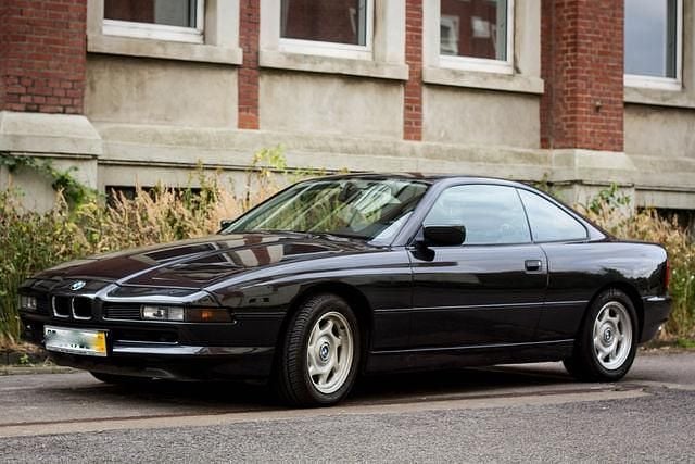 Schwarz metallic Gebraucht 1993 BMW 850 Coupé | 22.500 € - Bild 1/4