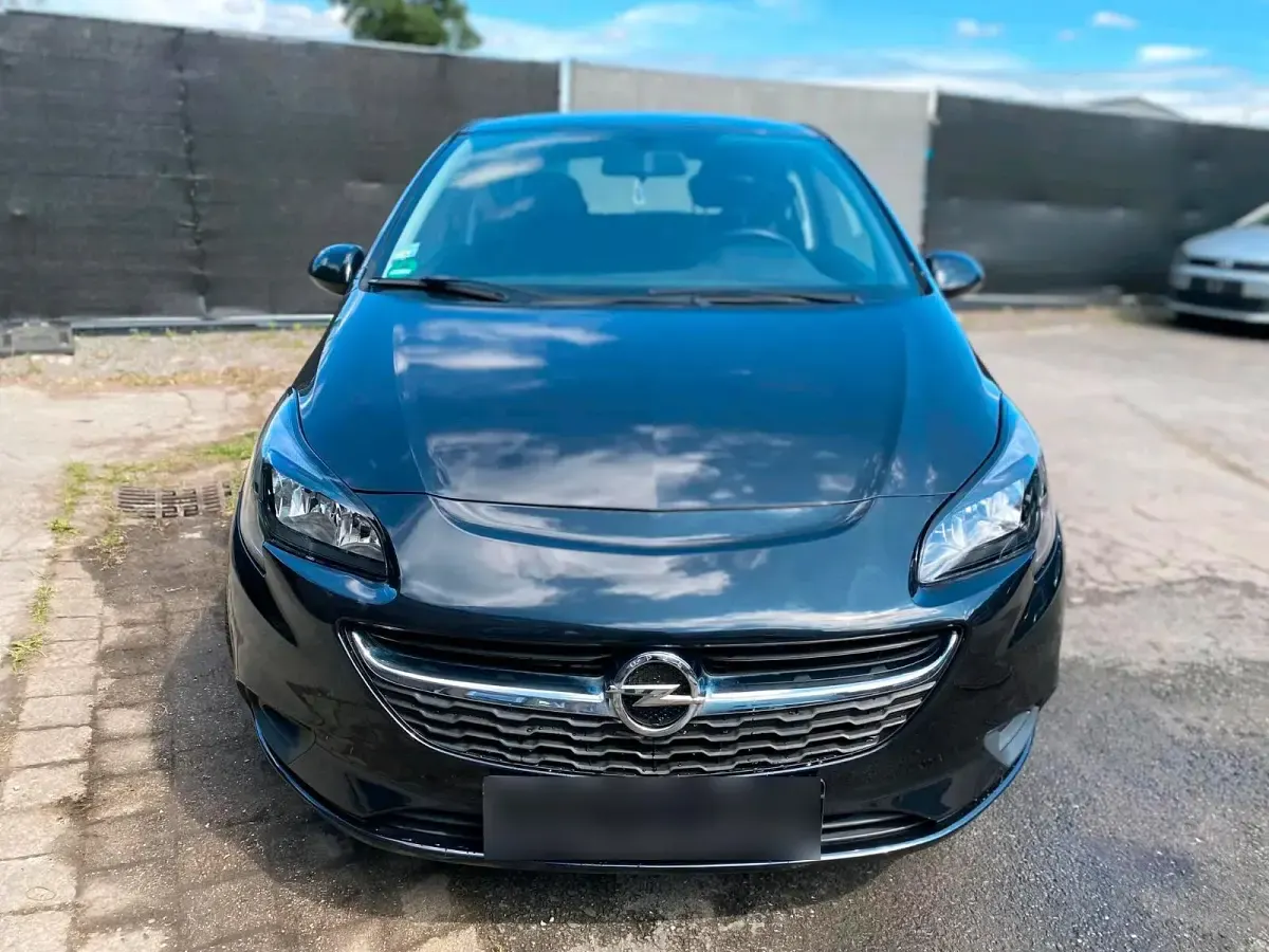 Gebraucht Opel Corsa 90 PS (66 kW) 2015 Schwarz Kleinwagen