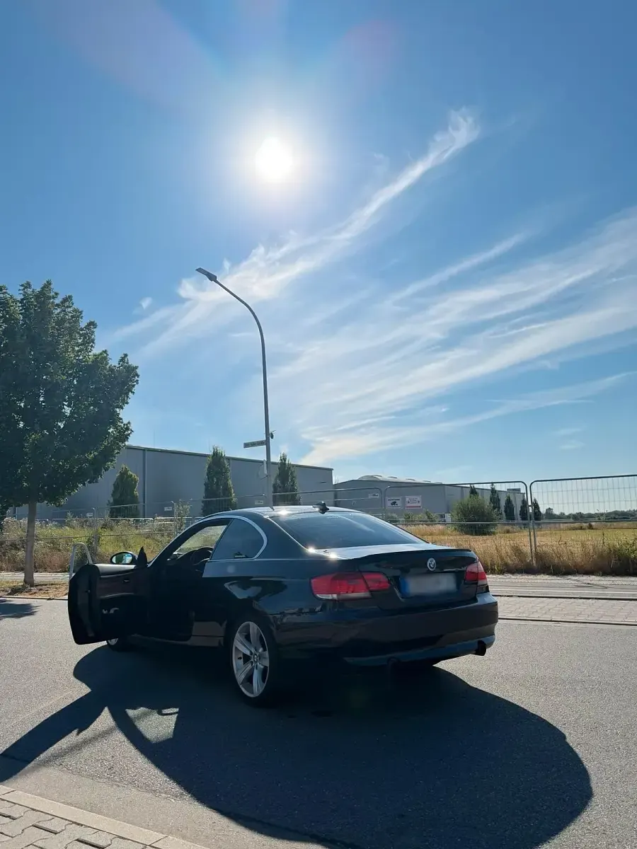Gebraucht BMW 335 Basis 306 PS (225 kW) 2008 Schwarz Coupé