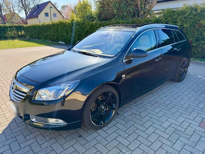 Gebraucht Opel Insignia OPC 160 PS (117 kW) 2012 Schwarz Kombi