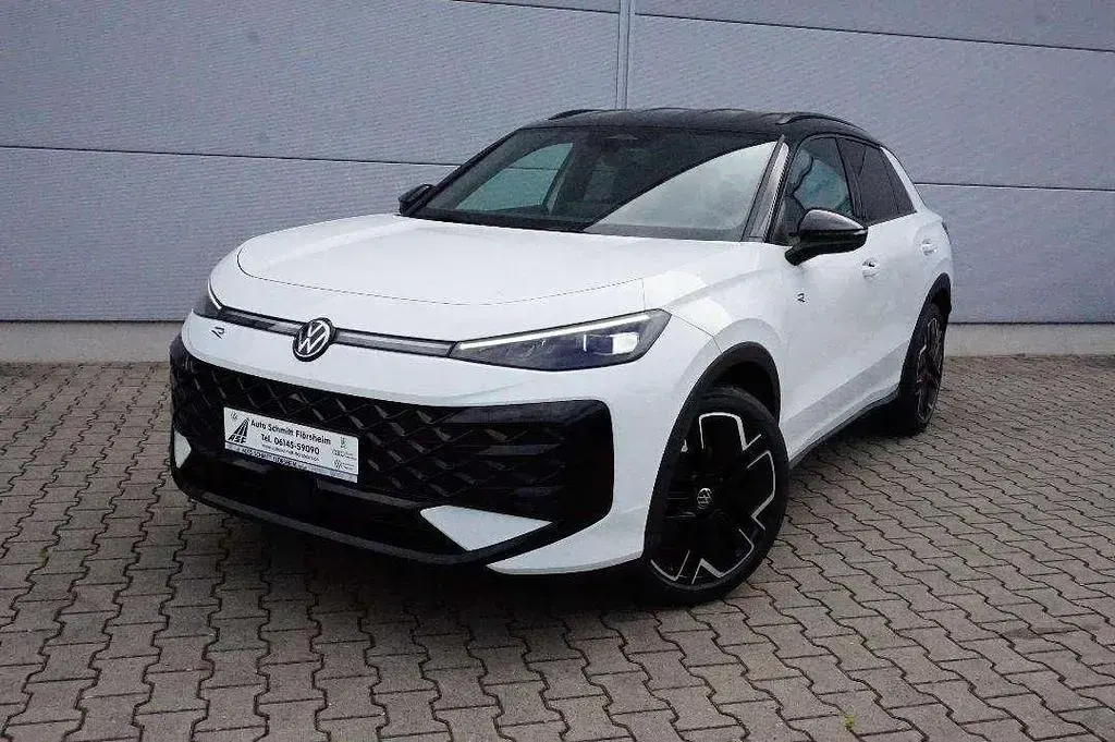 Neu VW T-Roc R-line 150 PS (110 kW) 2026 Pure white schwarz SUV