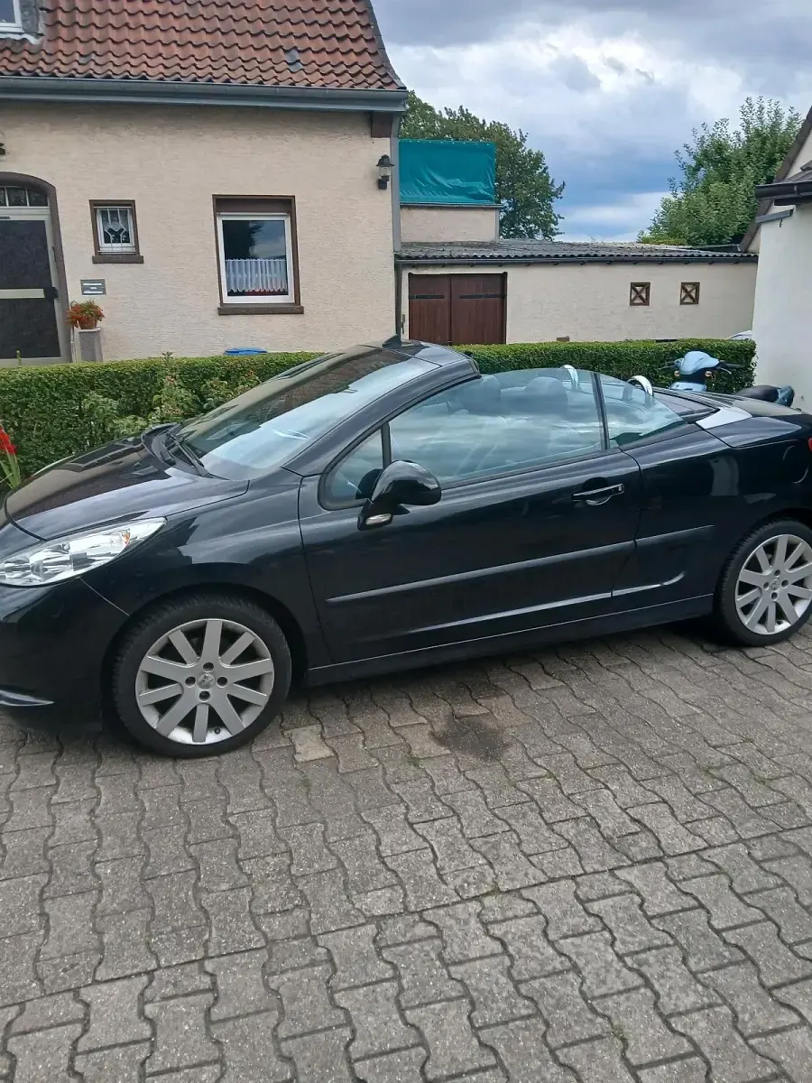Gebraucht Peugeot 207 CC 2008 Schwarz Cabrio