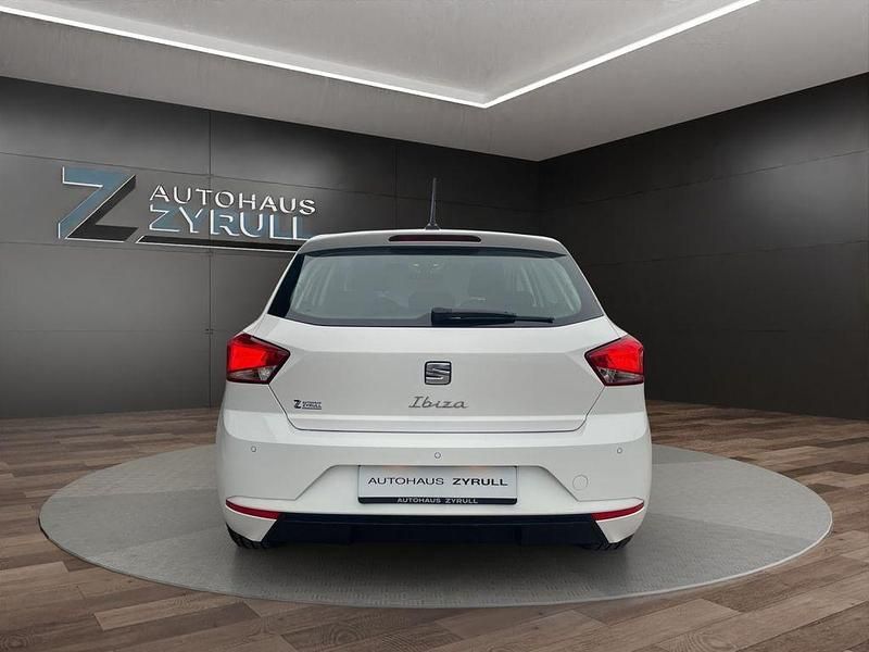 Gebraucht Seat Ibiza Style 95 PS (69 kW) 2024 Weiß Limousine