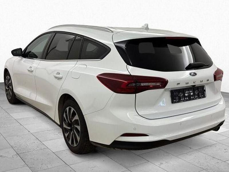 Gebraucht Ford Focus Titanium 140 PS (102 kW) 2024 Weiß Kombi