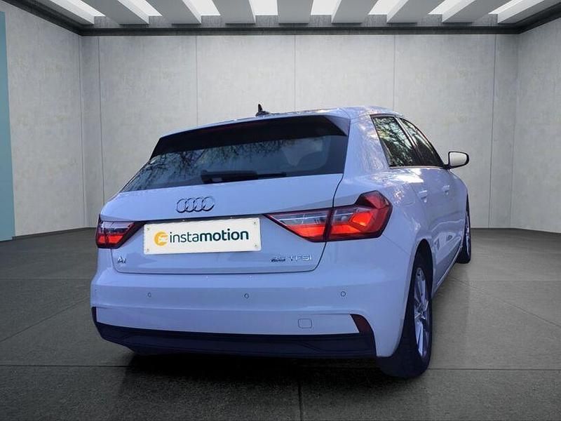 Gebraucht Audi A1 95 PS (69 kW) 2022 Weiss SUV