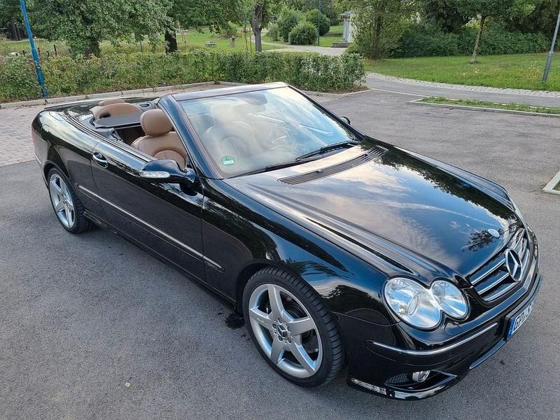 Schwarz Gebraucht 2005 Mercedes CLK350 Avantgarde Cabrio | 19.999 € - Bild 1/4