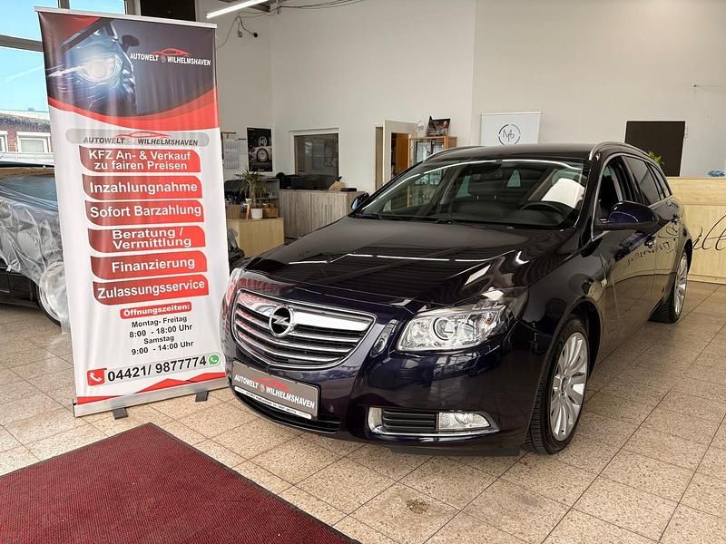 Gebraucht Opel Insignia 195 PS (143 kW) 2013 Violet Kombi