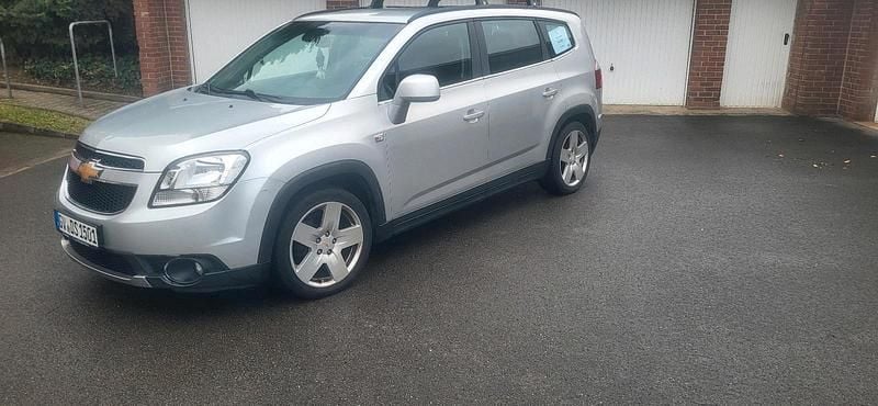 Silber Gebraucht 2011 Chevrolet Orlando Limousine | 4.500 € (Superpreis) - Bild 1/4